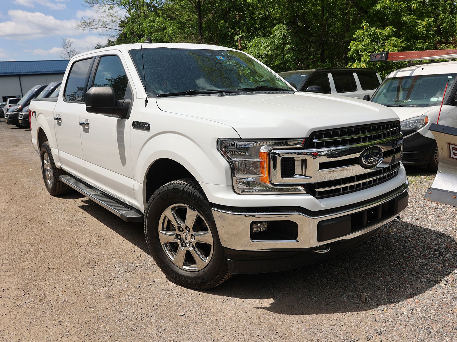 Photo view of 2019 Ford F-150 in White