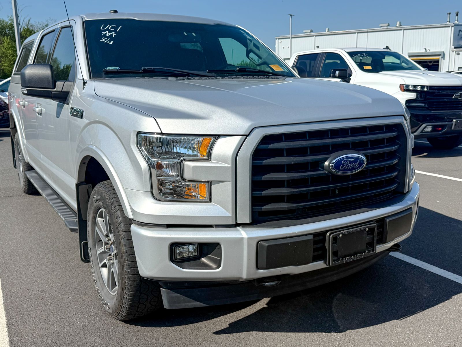 Photo view of 2017 Ford F-150 in Silver