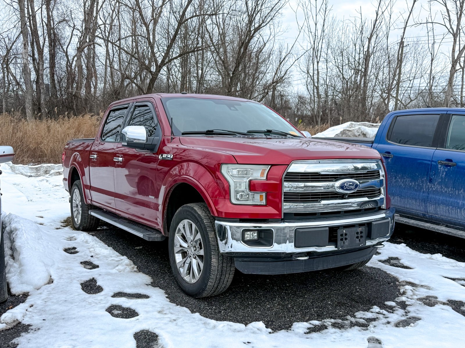 Photo view of 2016 Ford F-150 in Red
