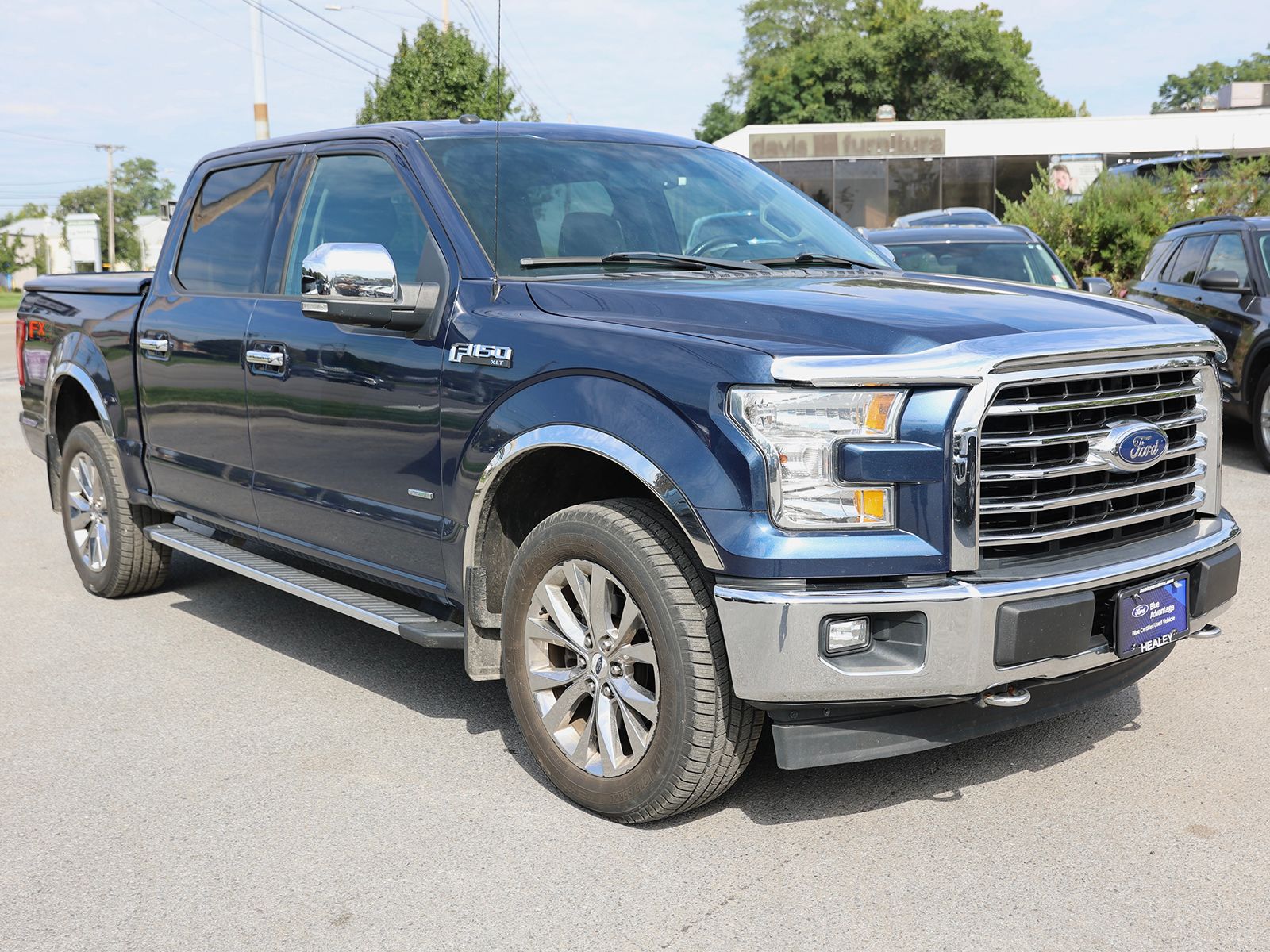 Photo view of 2017 Ford F-150 in Blue