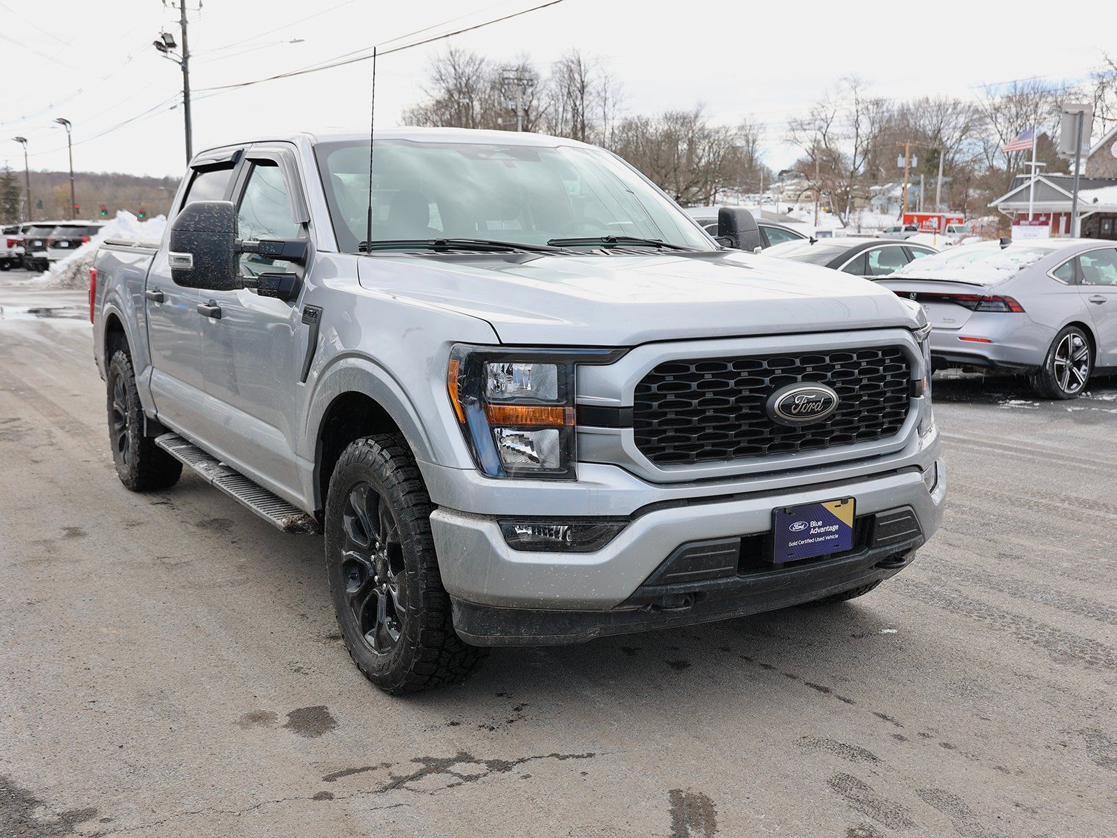Photo view of 2023 Ford F-150 in Silver
