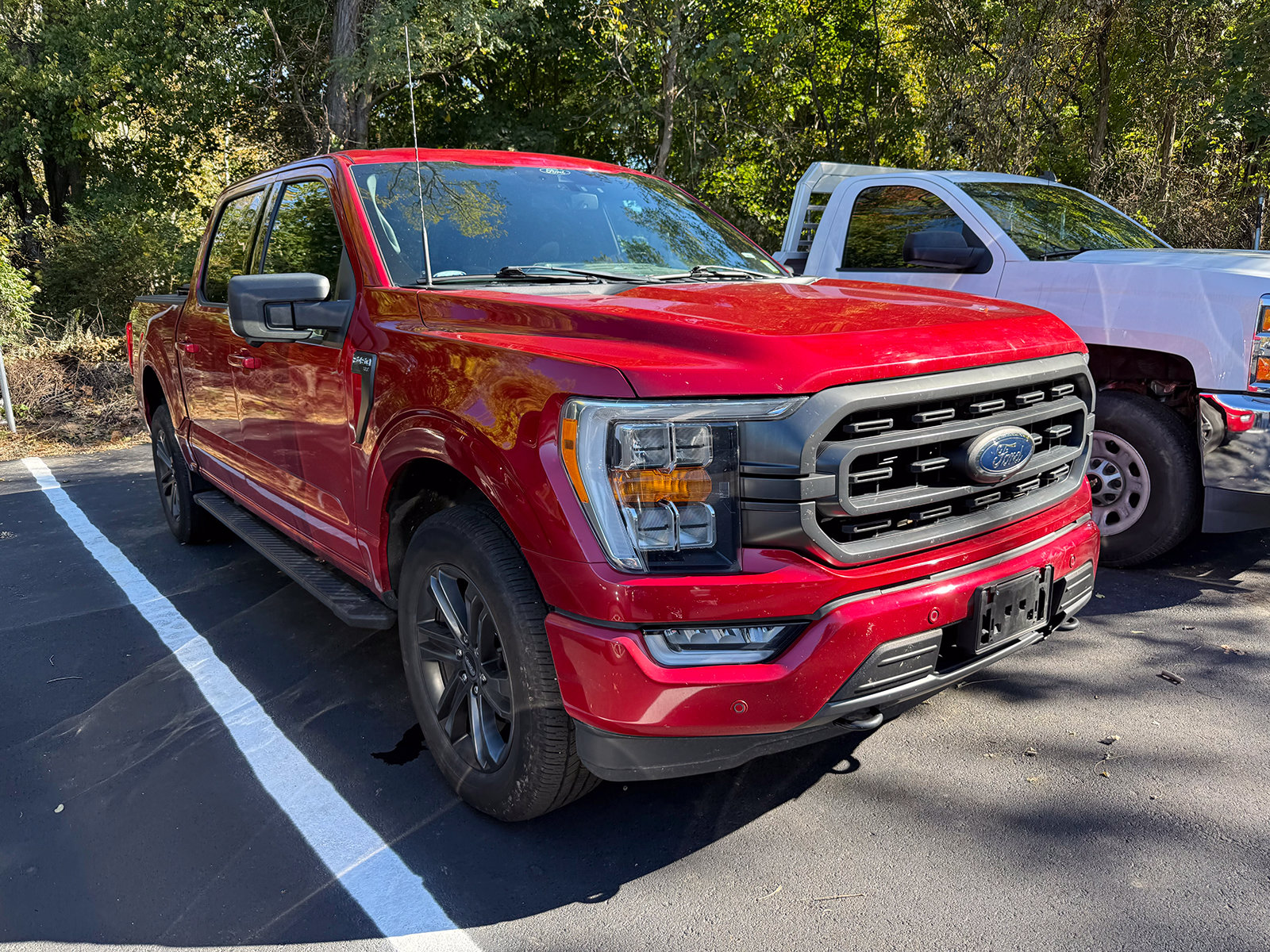 Photo view of 2021 Ford F-150 in Red