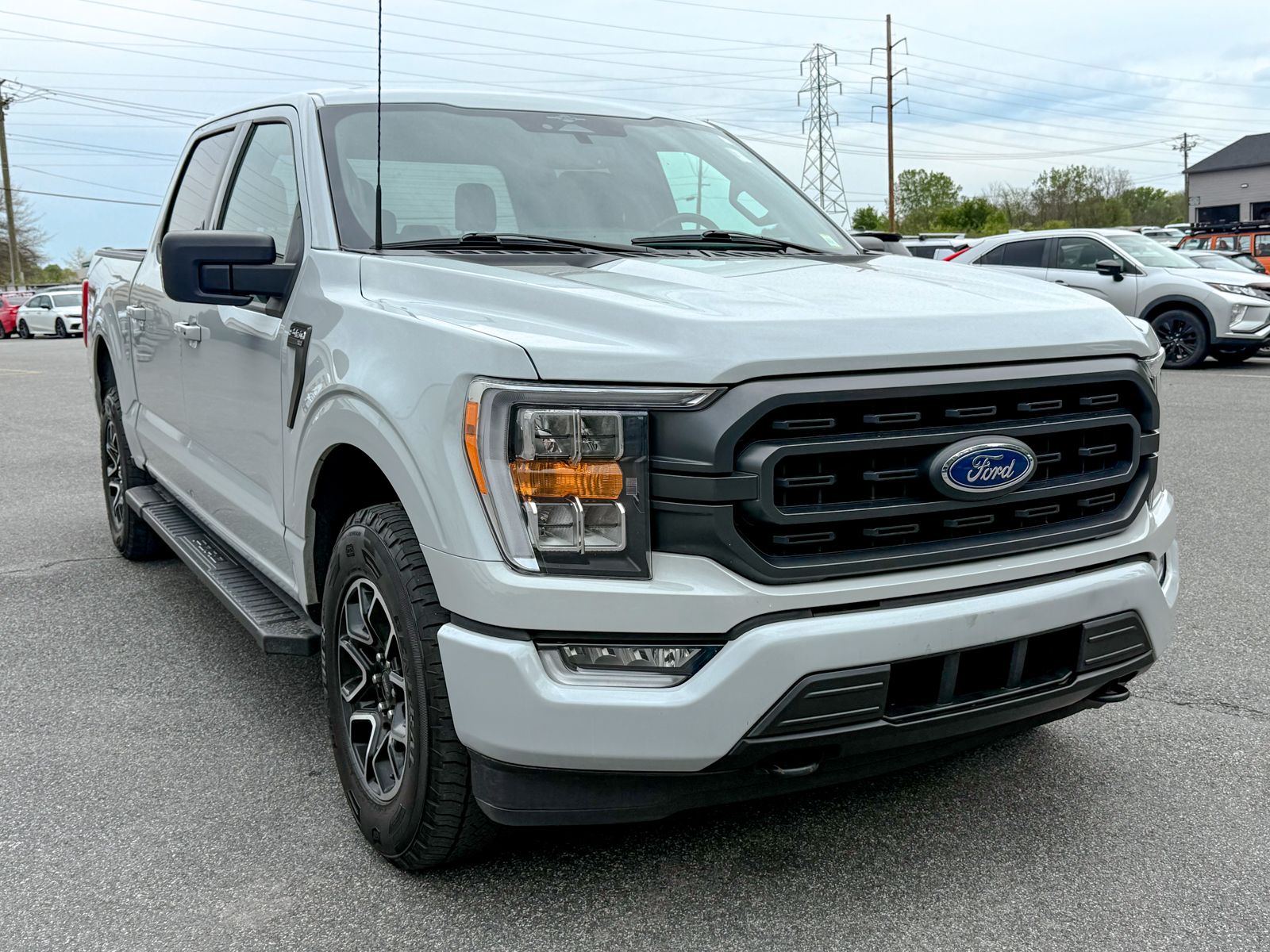 Photo view of 2023 Ford F-150 in Gray