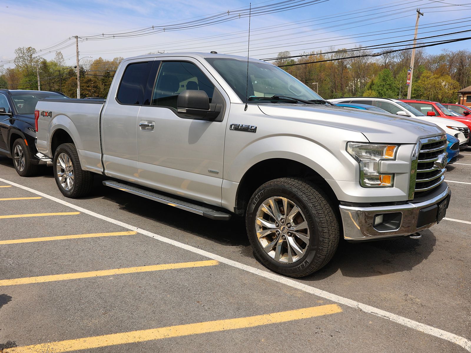 Photo view of 2016 Ford F-150 in Silver