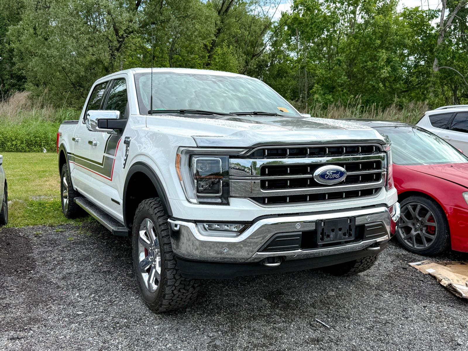 Photo view of 2023 Ford F-150 in White