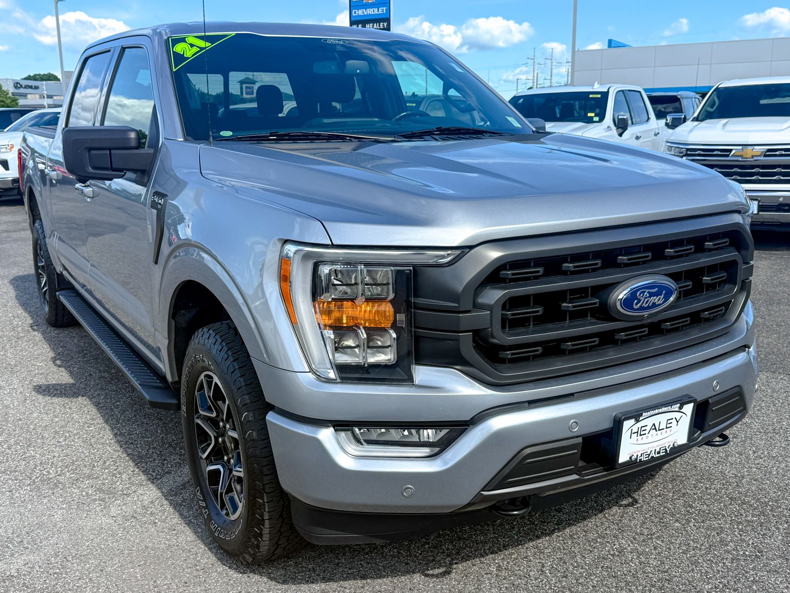 Photo view of 2021 Ford F-150 in Silver