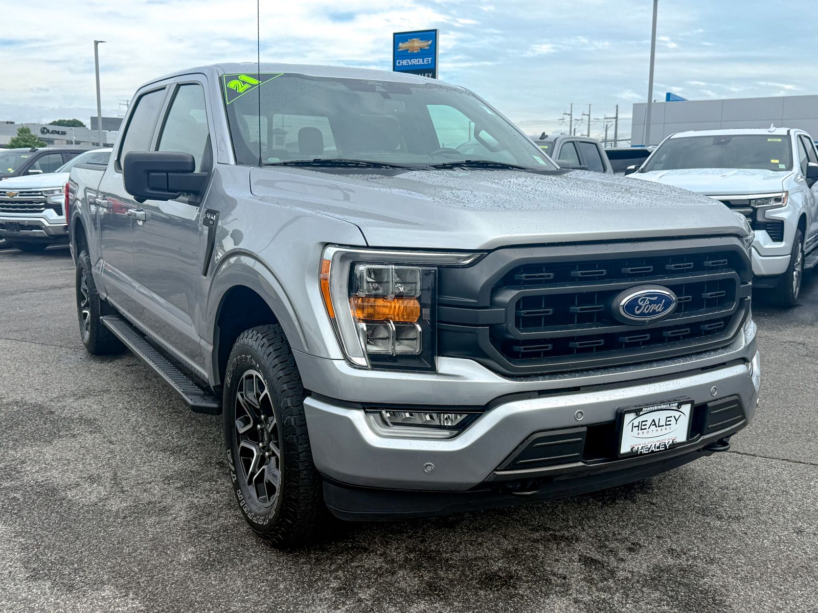Photo view of 2021 Ford F-150 in Silver