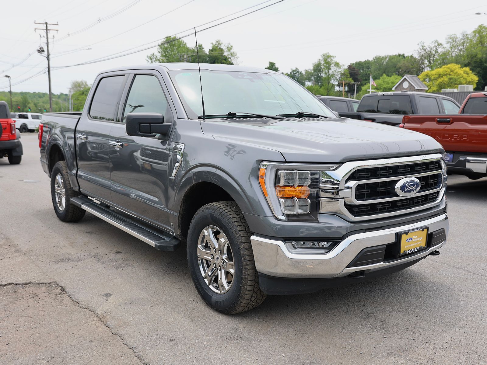 Photo view of 2023 Ford F-150 in Gray