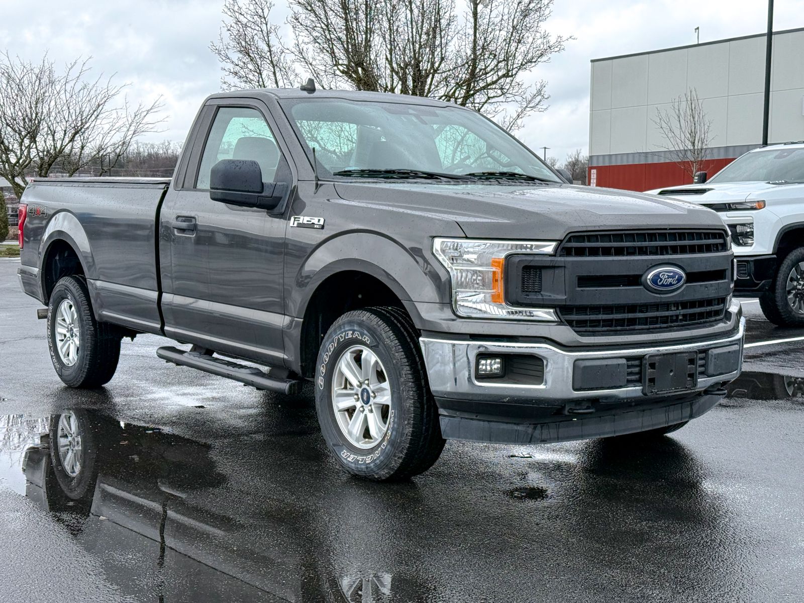 Photo view of 2020 Ford F-150 in Gray