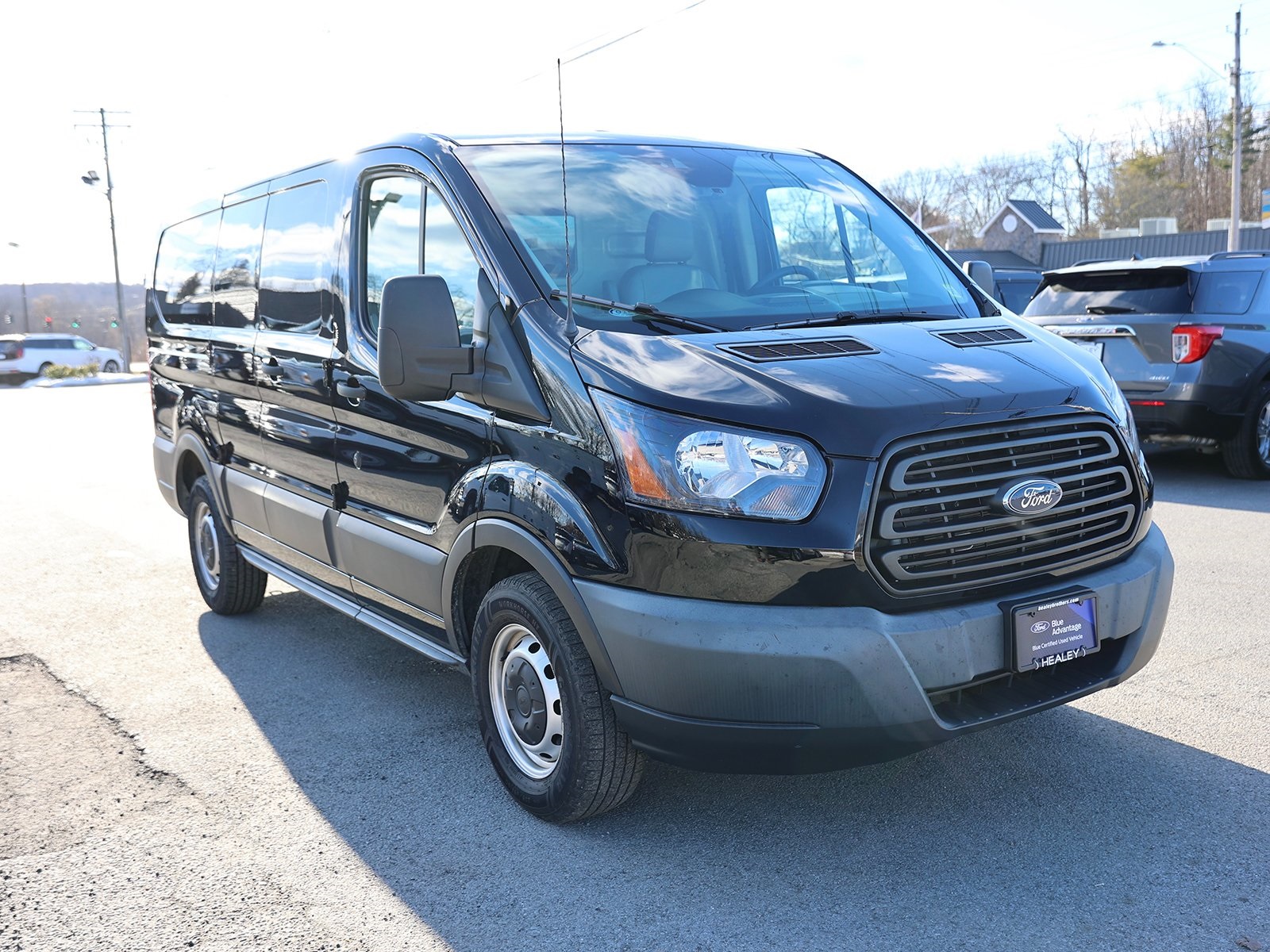 Photo view of 2019 Ford Transit in Black