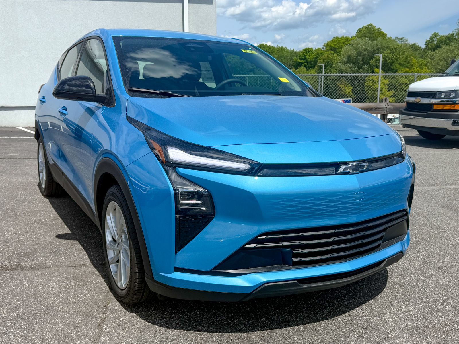 Photo view of 2027 Chevrolet Bolt in Blue
