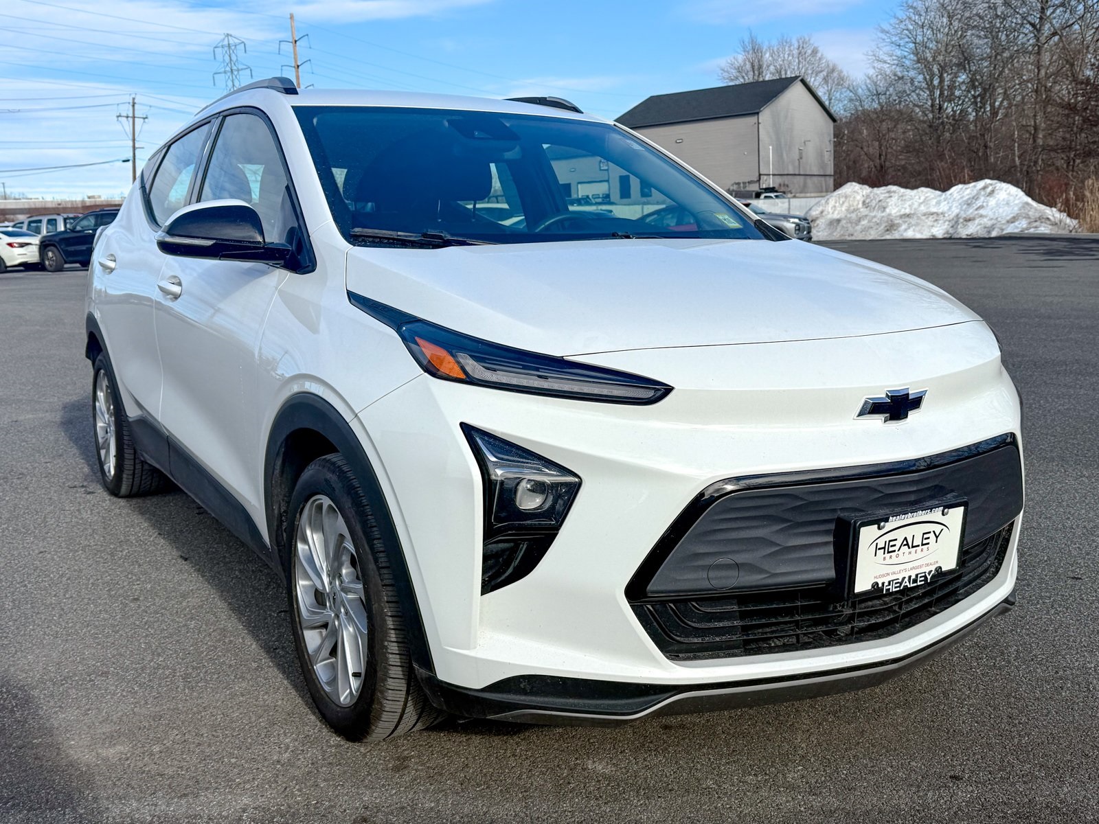 Photo view of 2022 Chevrolet Bolt EUV in White