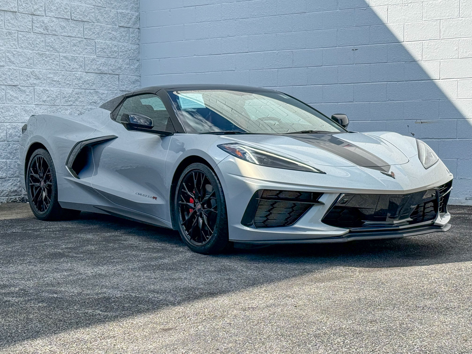 Photo view of 2023 Chevrolet Corvette in Gray