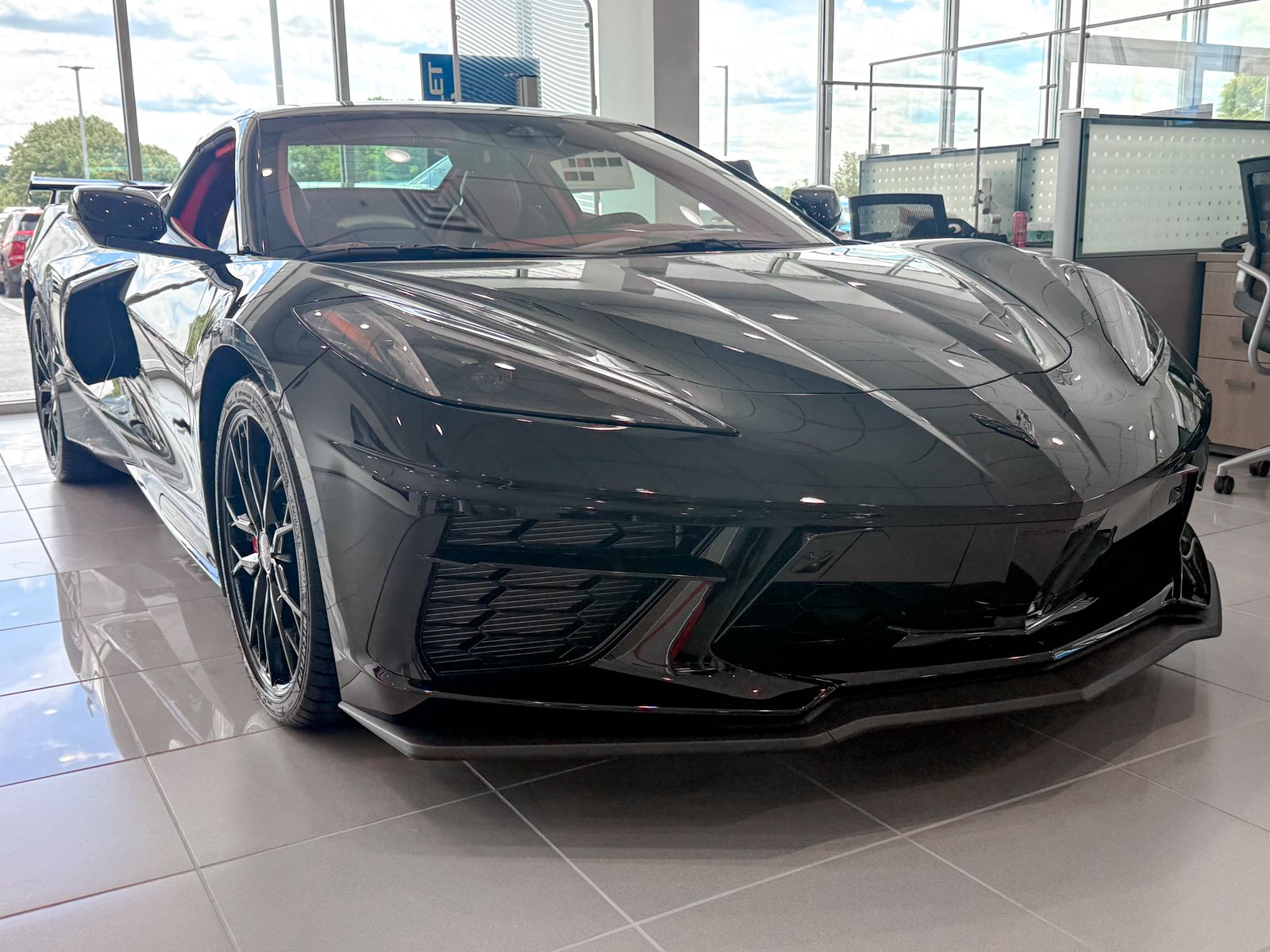 Photo view of 2026 Chevrolet Corvette Stingray in Black