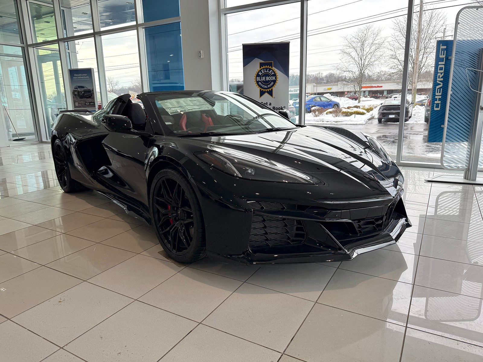 Photo view of 2025 Chevrolet Corvette in Black