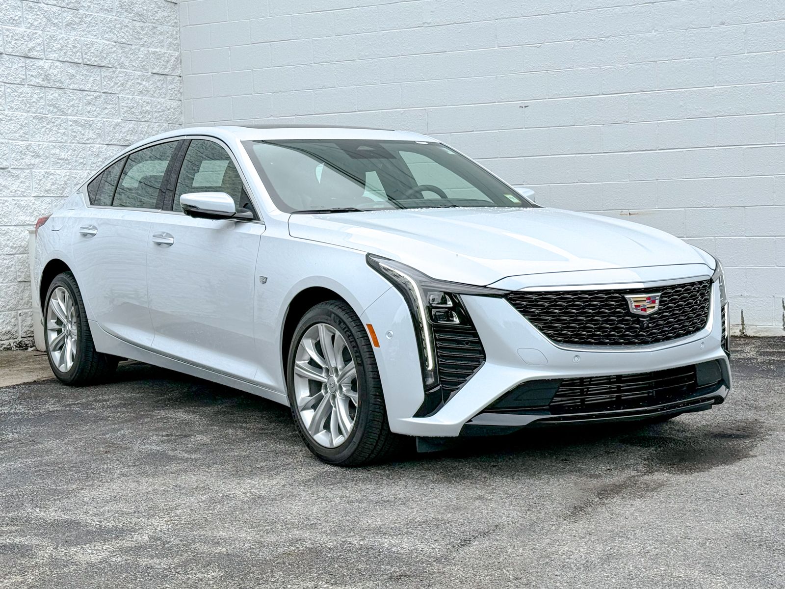 Photo view of 2026 Cadillac CT5 in White