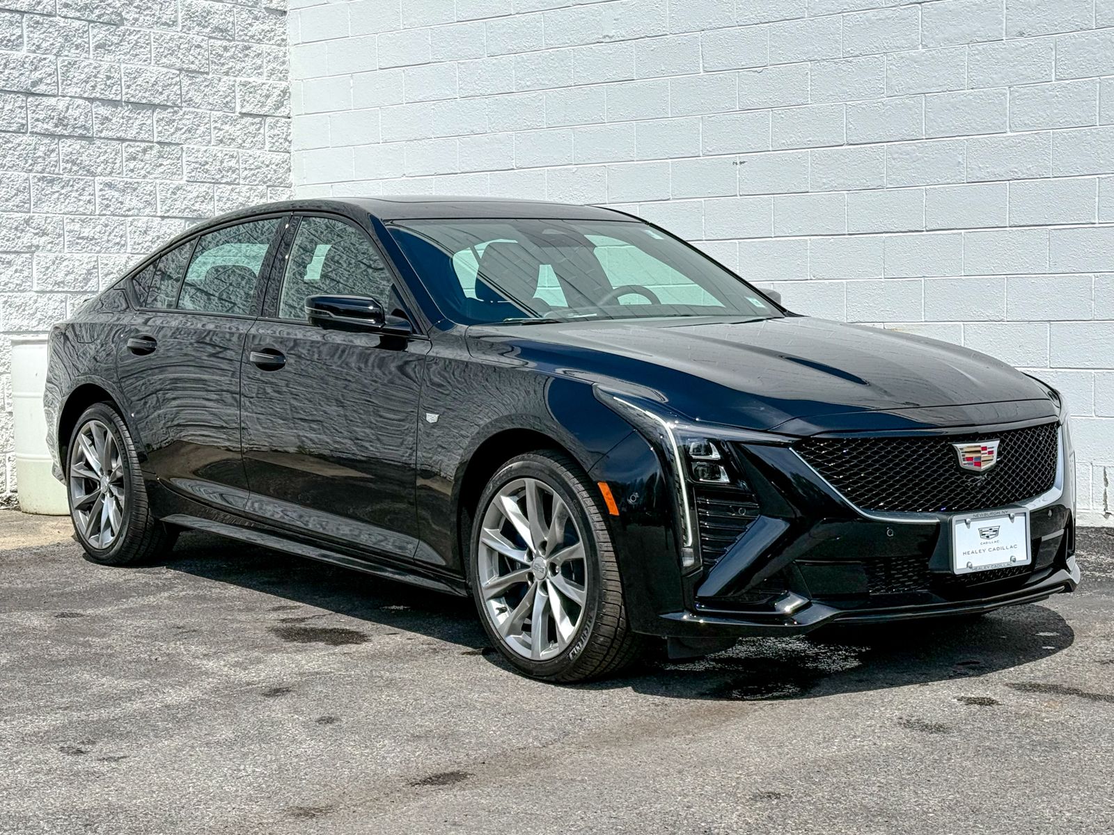 Photo view of 2025 Cadillac CT5 in Black