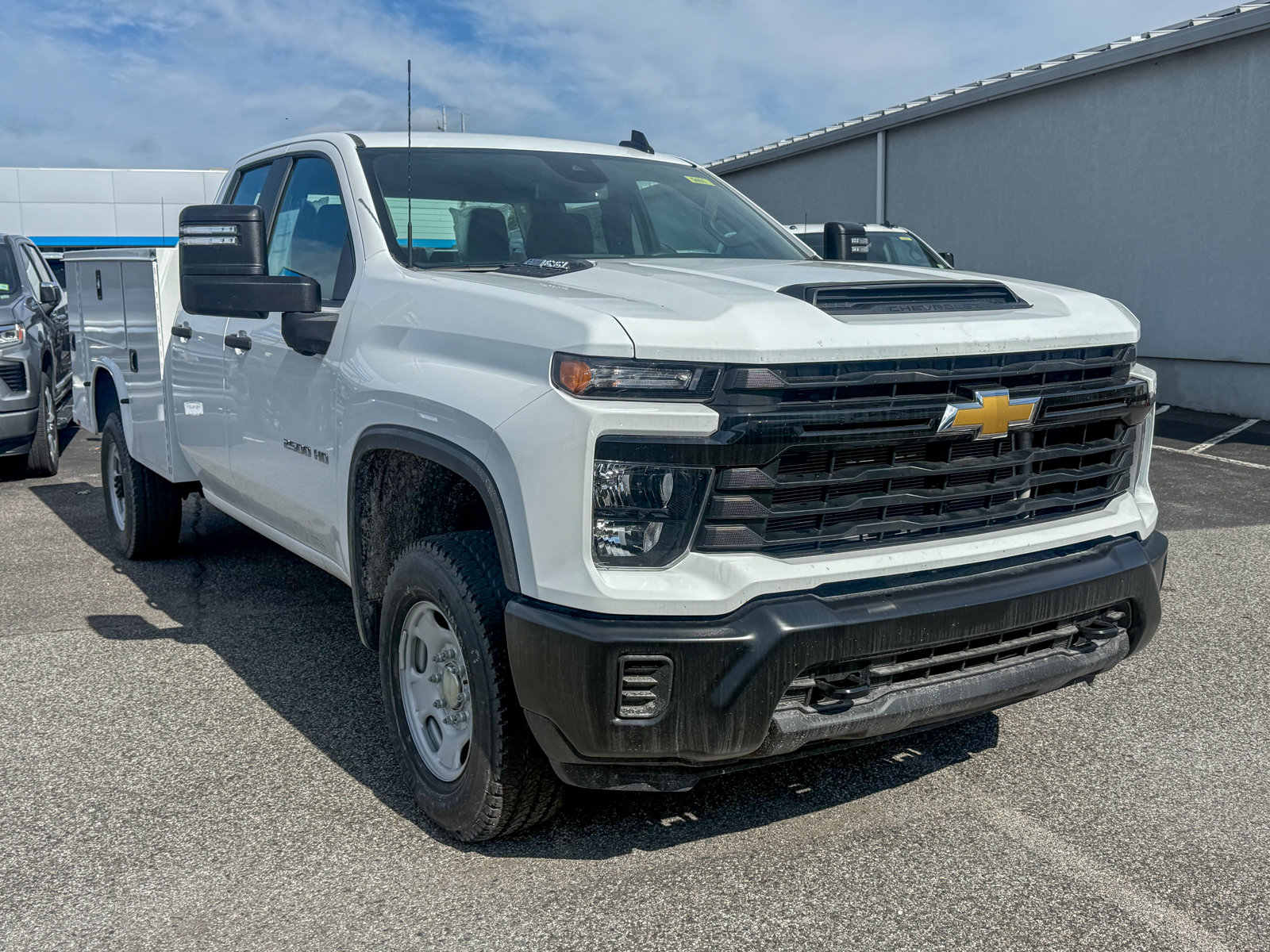 Photo view of 2026 Chevrolet Silverado 2500HD in White