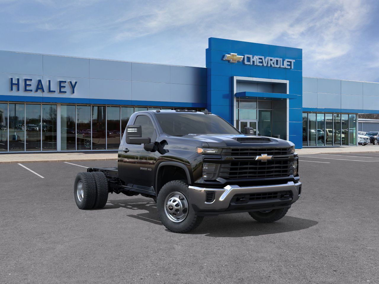 Photo view of 2025 Chevrolet Silverado 3500HD CC in Black