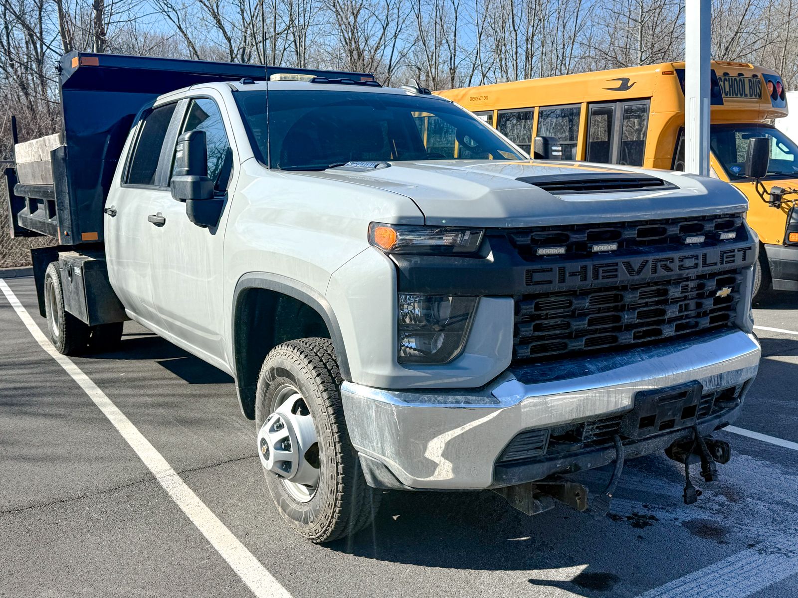 Photo view of 2022 Chevrolet Silverado 3500HD CC in White