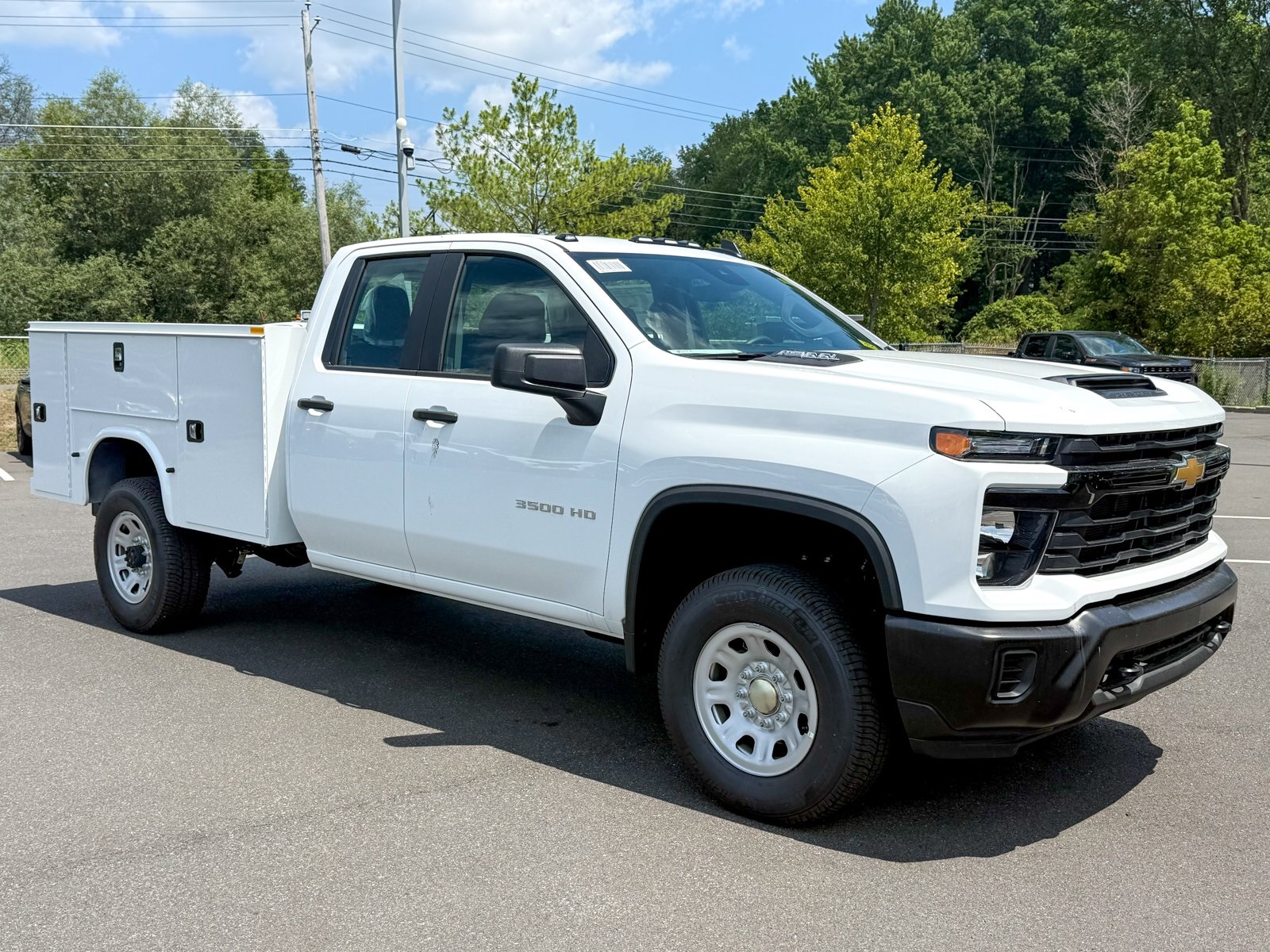 Photo view of 2025 Chevrolet Silverado 3500HD in White