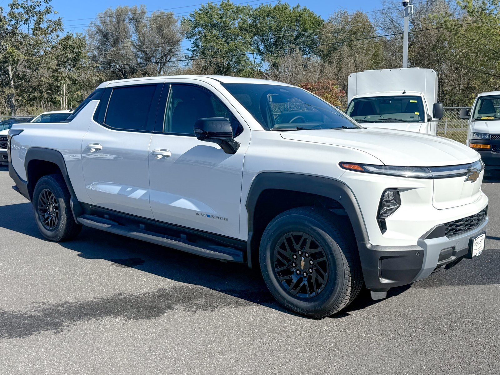 Photo view of 2026 Chevrolet Silverado EV in White