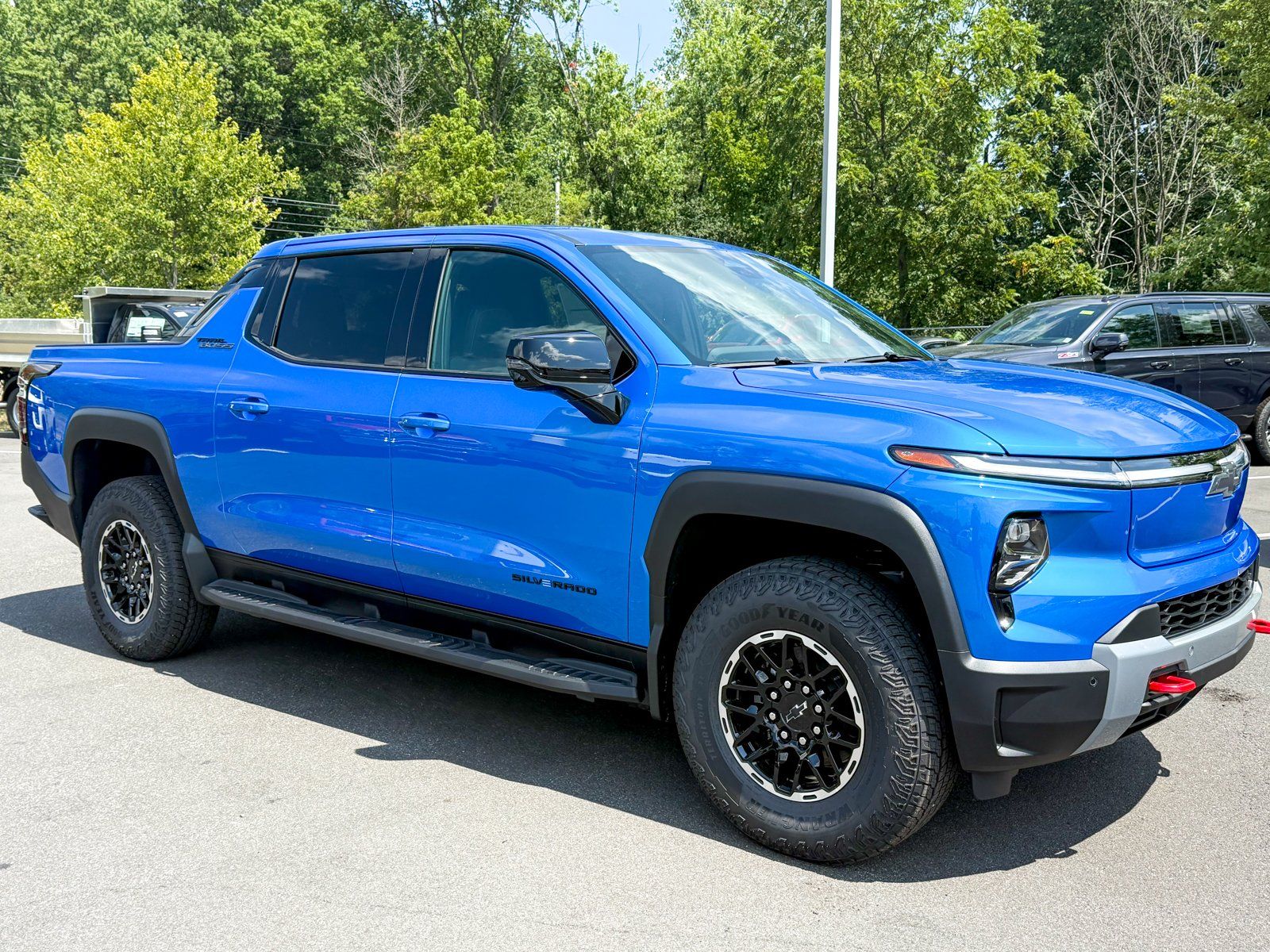 Photo view of 2026 Chevrolet Silverado EV in Blue