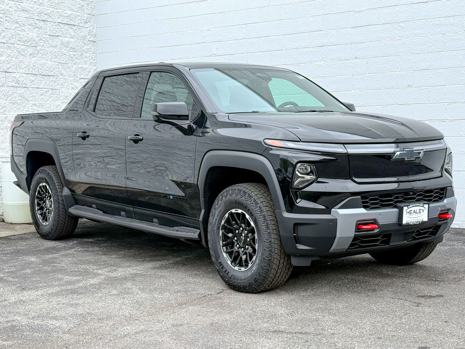 Photo view of 2026 Chevrolet Silverado EV in Black