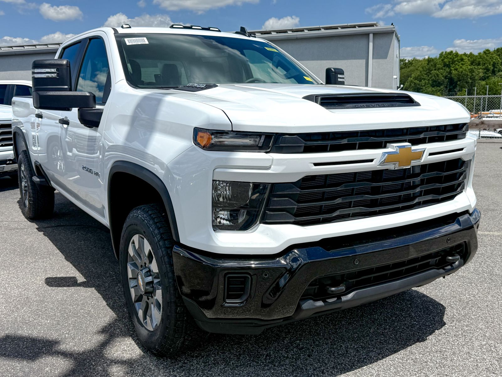Photo view of 2026 Chevrolet Silverado 2500HD in White