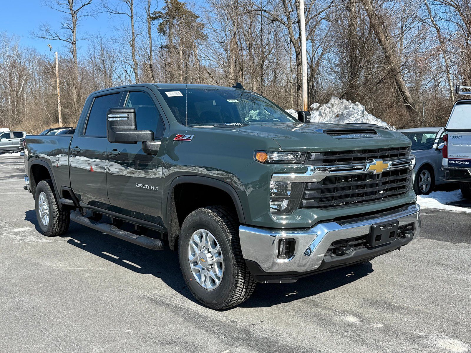 Photo view of 2026 Chevrolet Silverado 2500HD in Gray