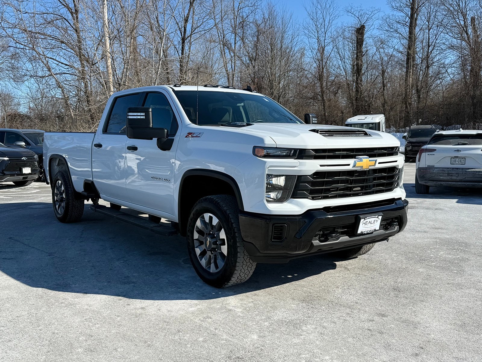 Photo view of 2024 Chevrolet Silverado 2500HD in White