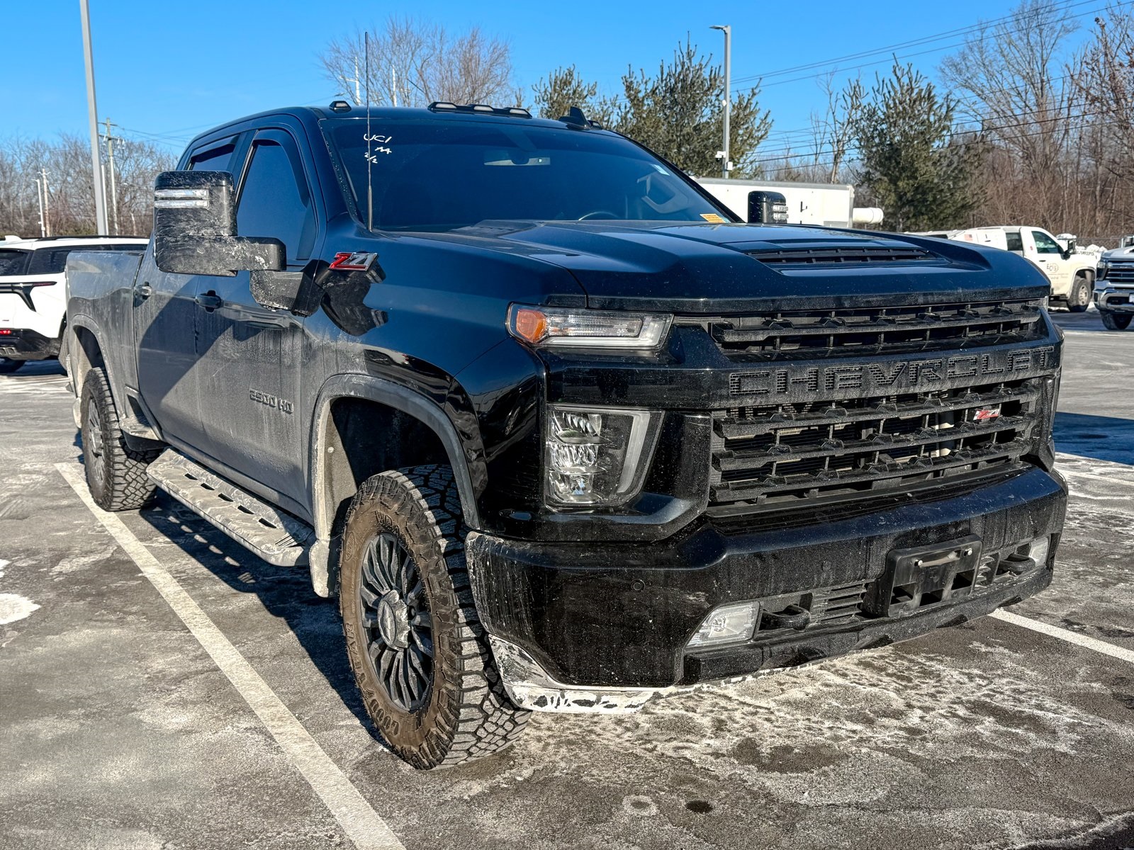 Photo view of 2021 Chevrolet Silverado 2500HD in Black