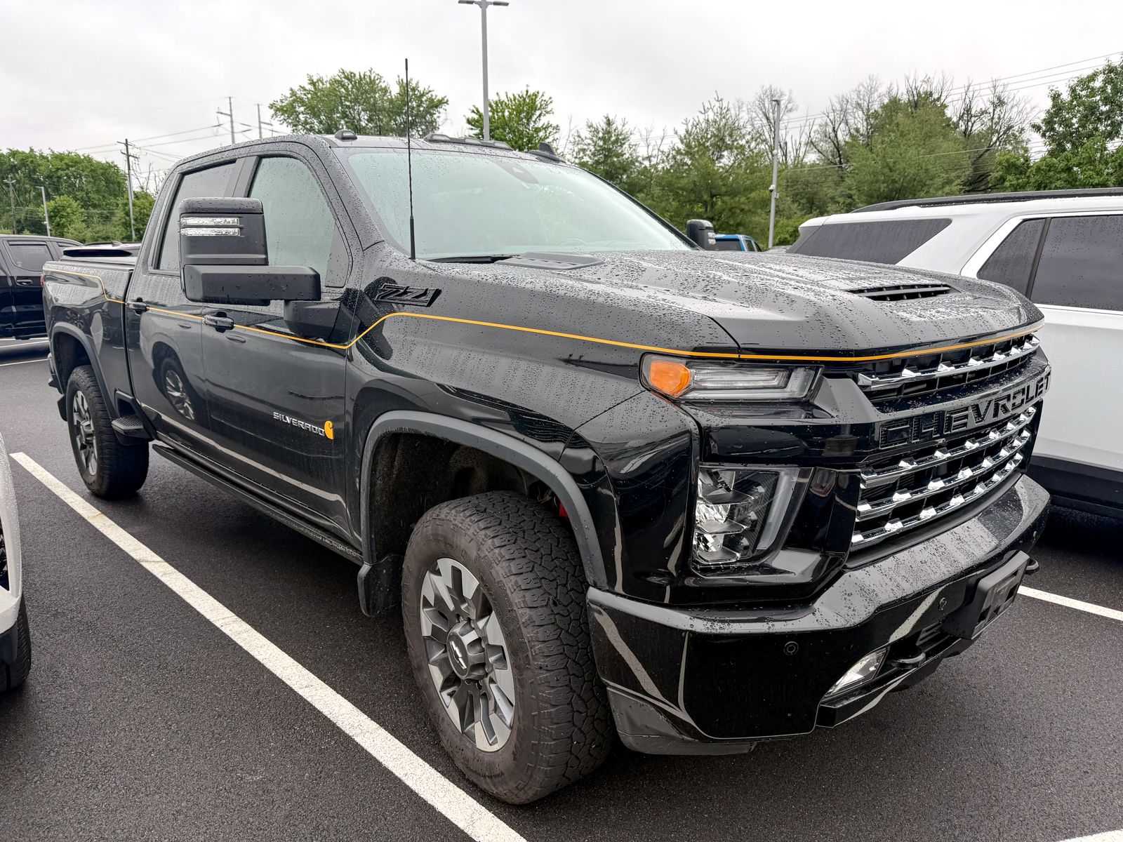 Photo view of 2021 Chevrolet Silverado 2500HD in Black