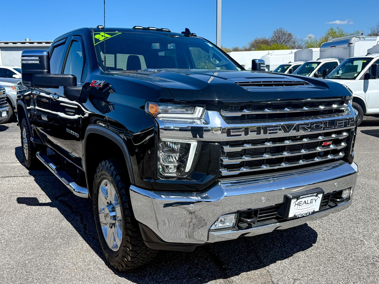 Photo view of 2021 Chevrolet Silverado 2500HD in