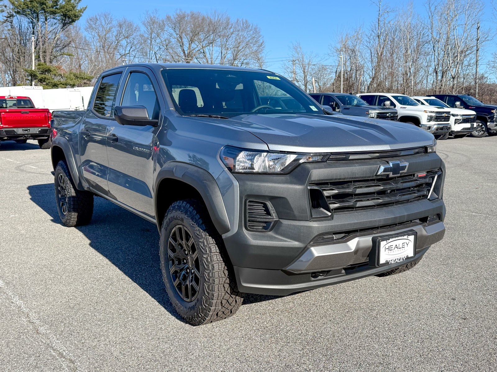 Photo view of 2025 Chevrolet Colorado in Gray