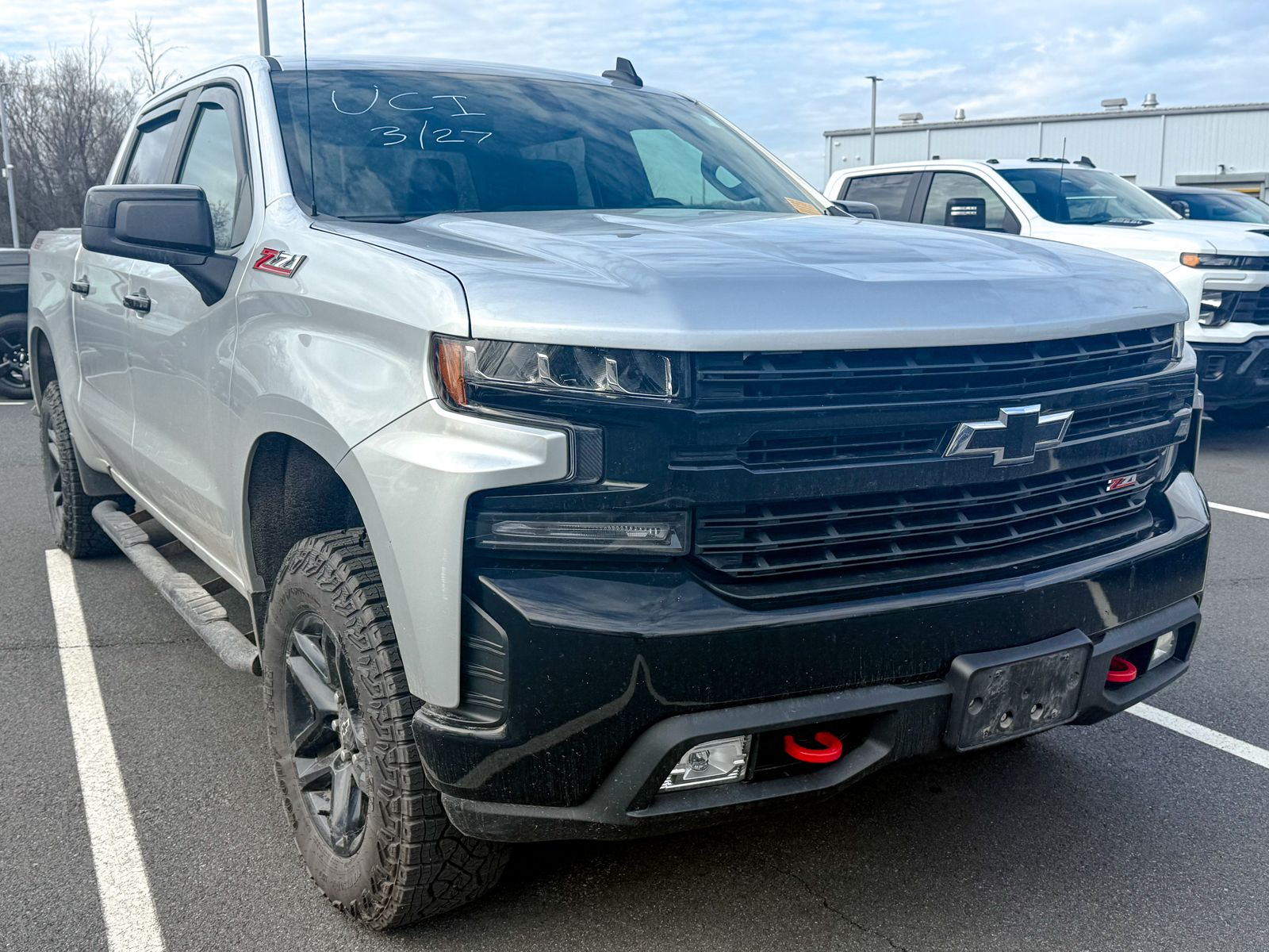 Photo view of 2021 Chevrolet Silverado 1500 in Gray
