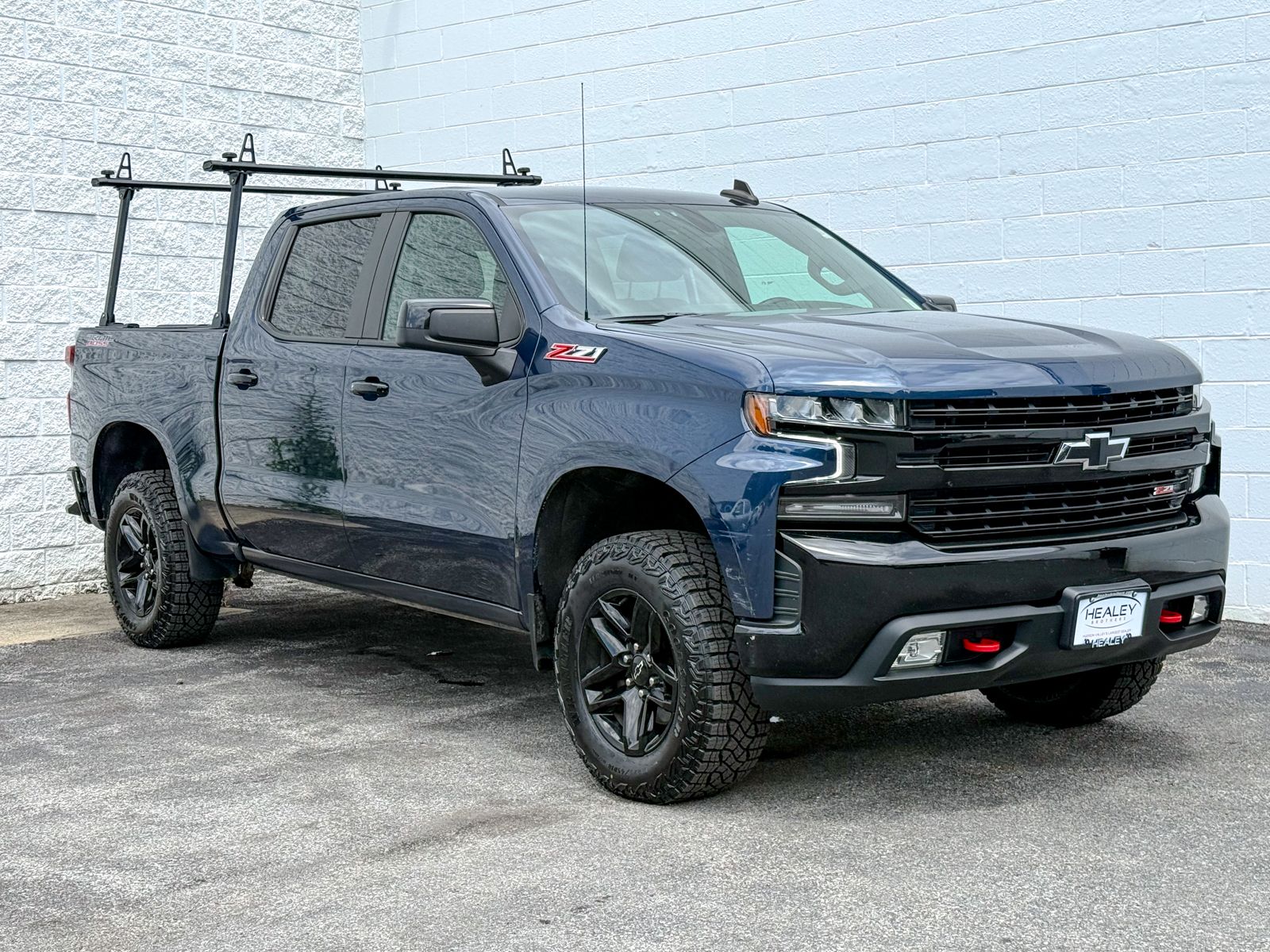 Photo view of 2021 Chevrolet Silverado 1500 in Blue