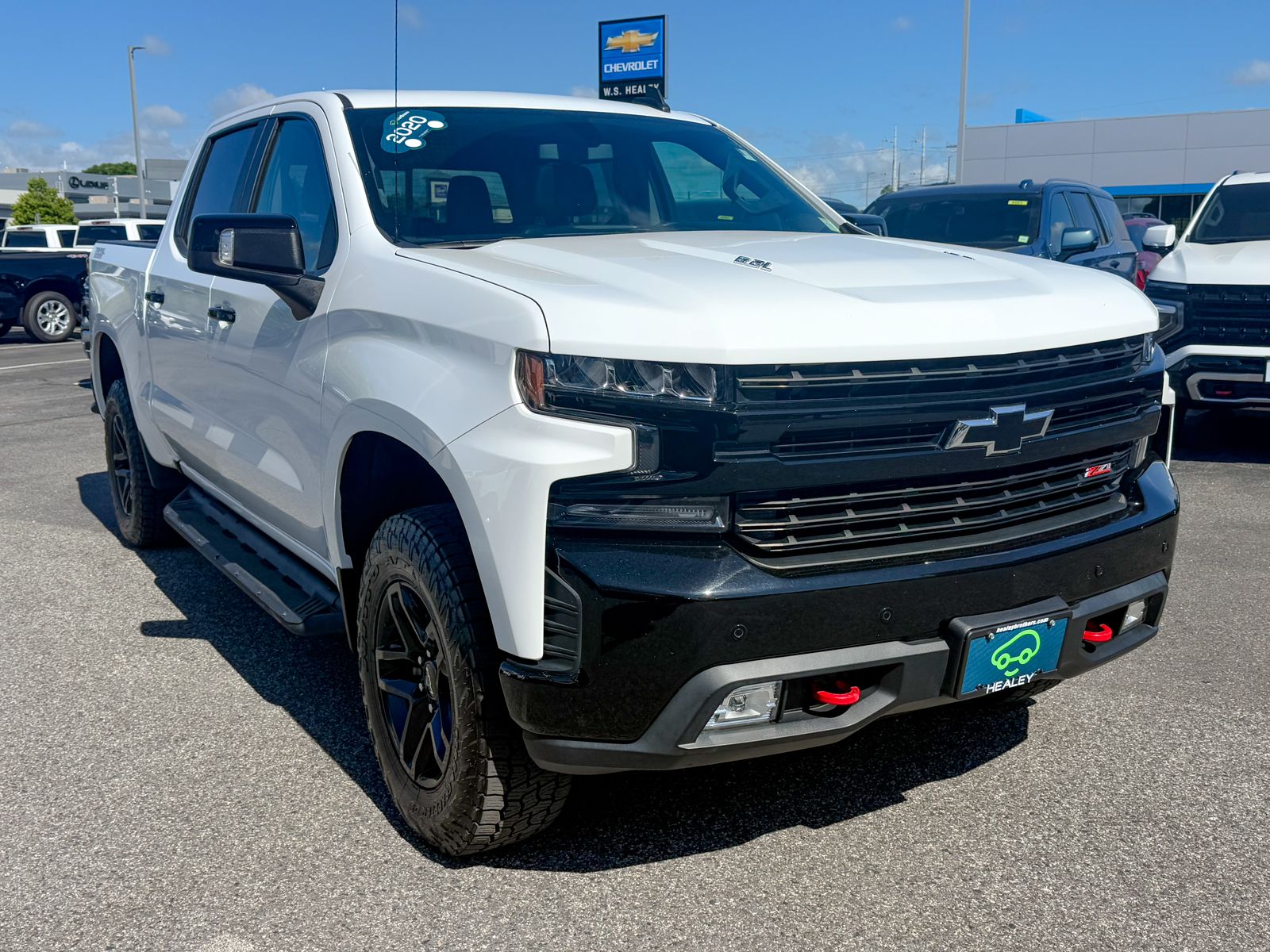 Photo view of 2020 Chevrolet Silverado 1500 in White