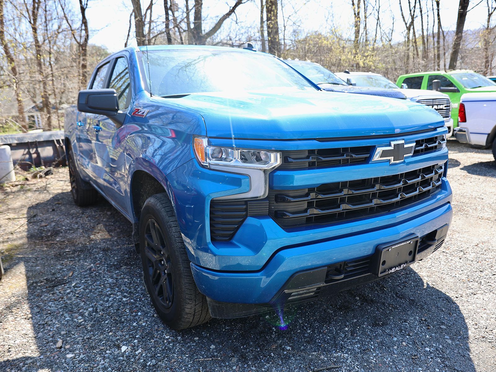 Photo view of 2024 Chevrolet Silverado 1500 in Blue