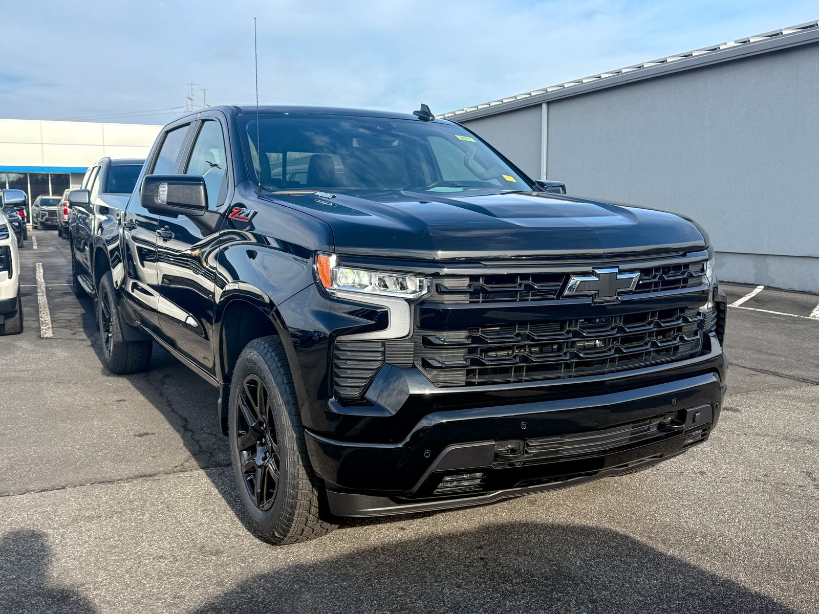 Photo view of 2026 Chevrolet Silverado 1500 in Black