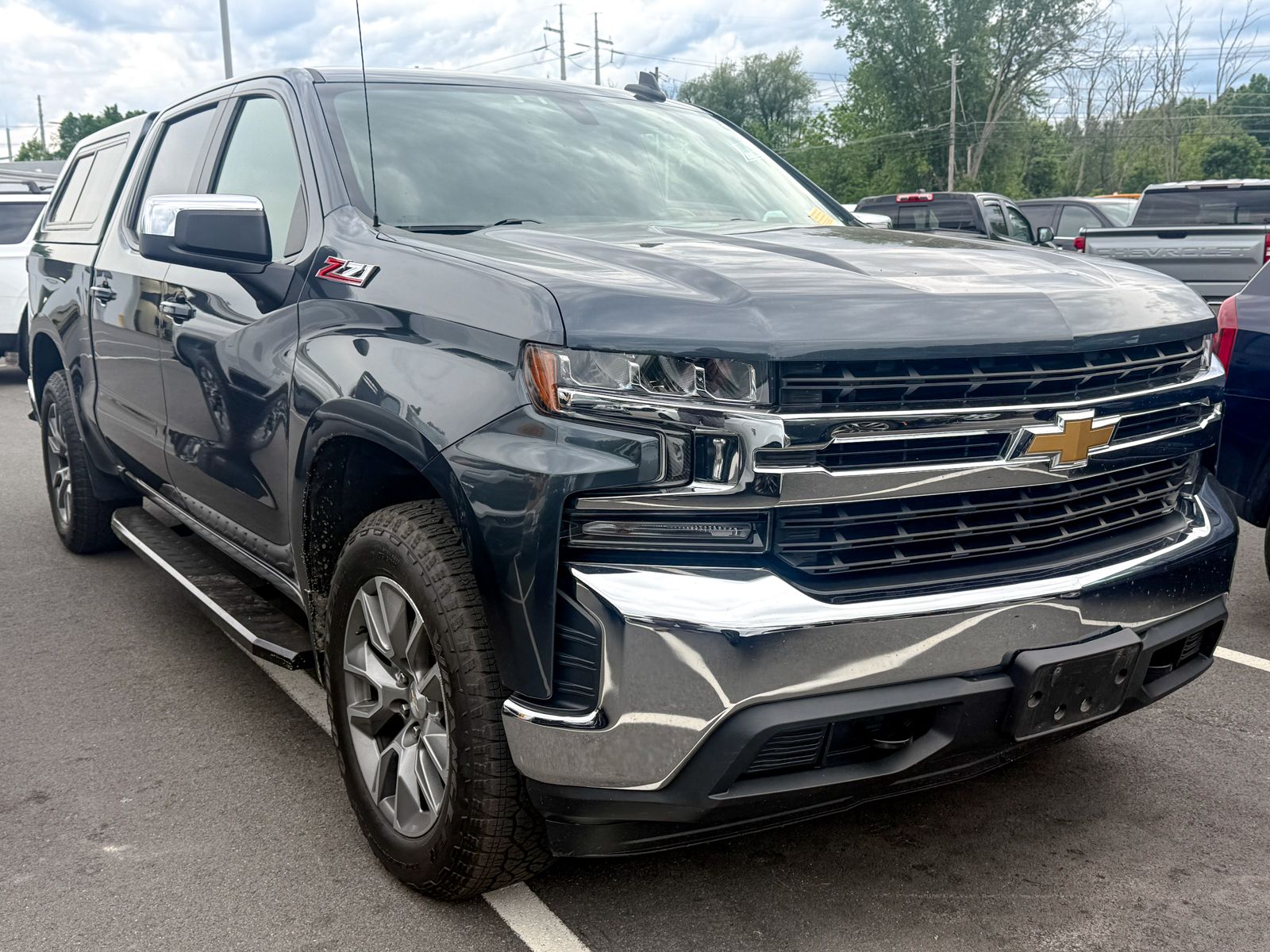 Photo view of 2022 Chevrolet Silverado 1500 LTD in Gray
