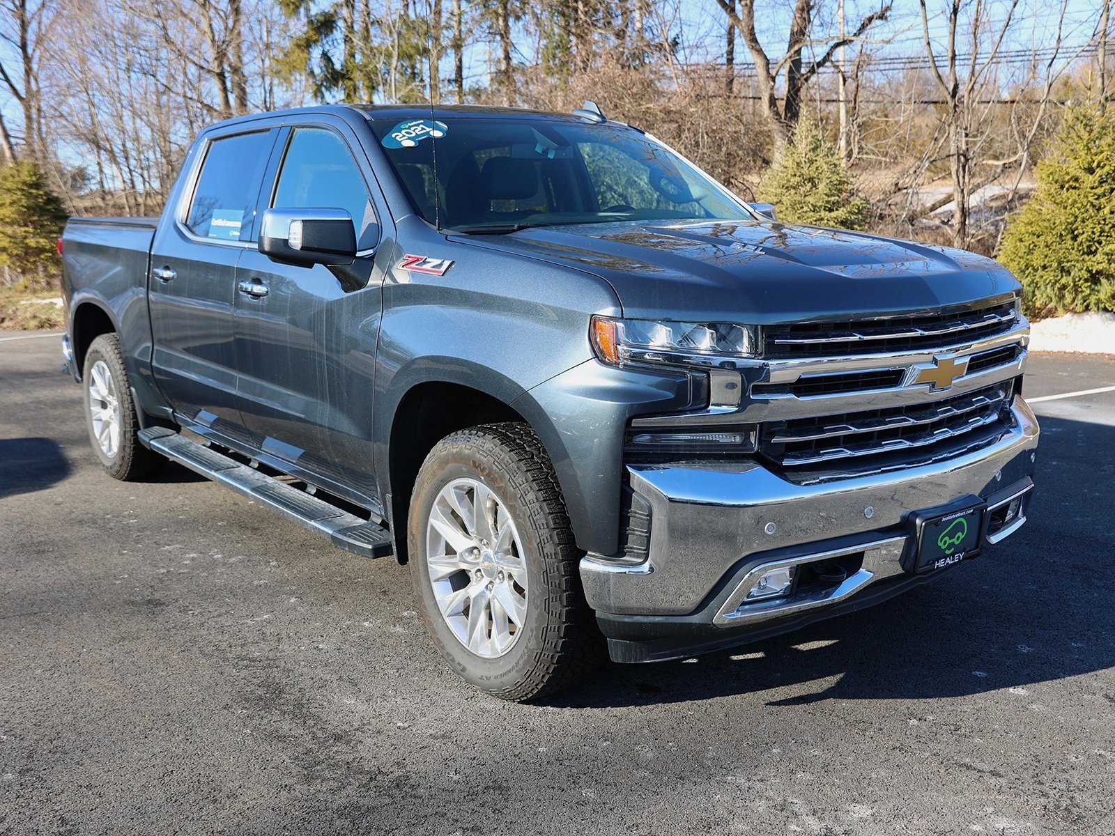 Photo view of 2021 Chevrolet Silverado 1500 in Gray