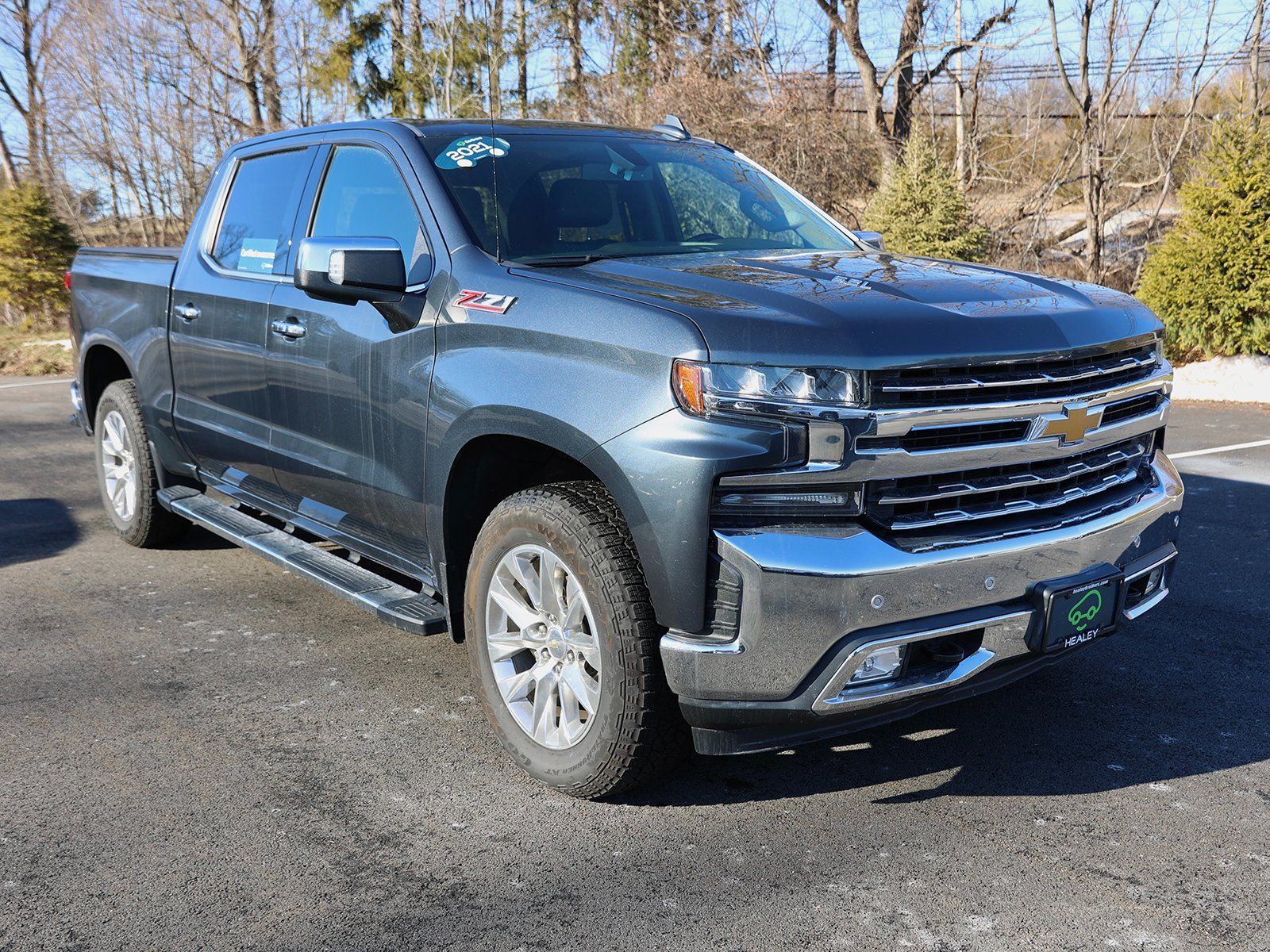 Photo view of 2021 Chevrolet Silverado 1500 in Gray