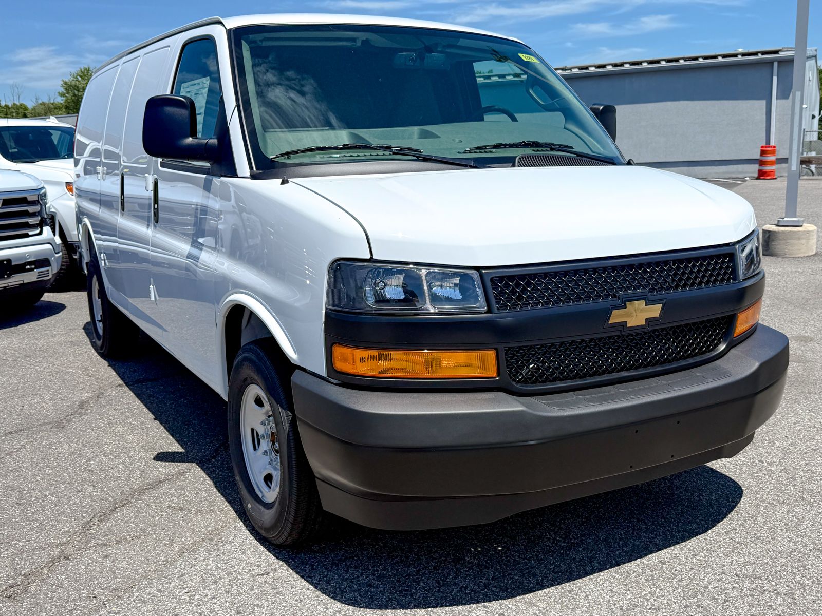 Photo view of 2026 Chevrolet Express Cargo Van in White