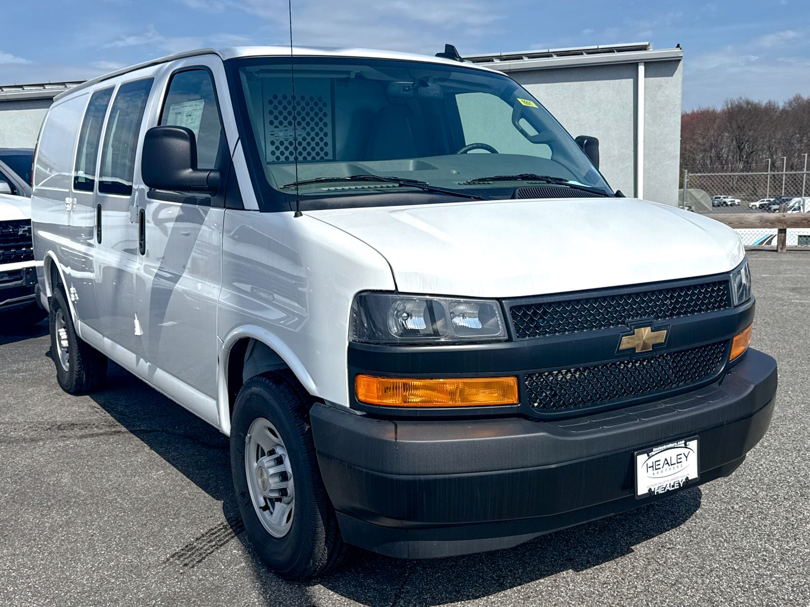Photo view of 2025 Chevrolet Express Cargo Van in White