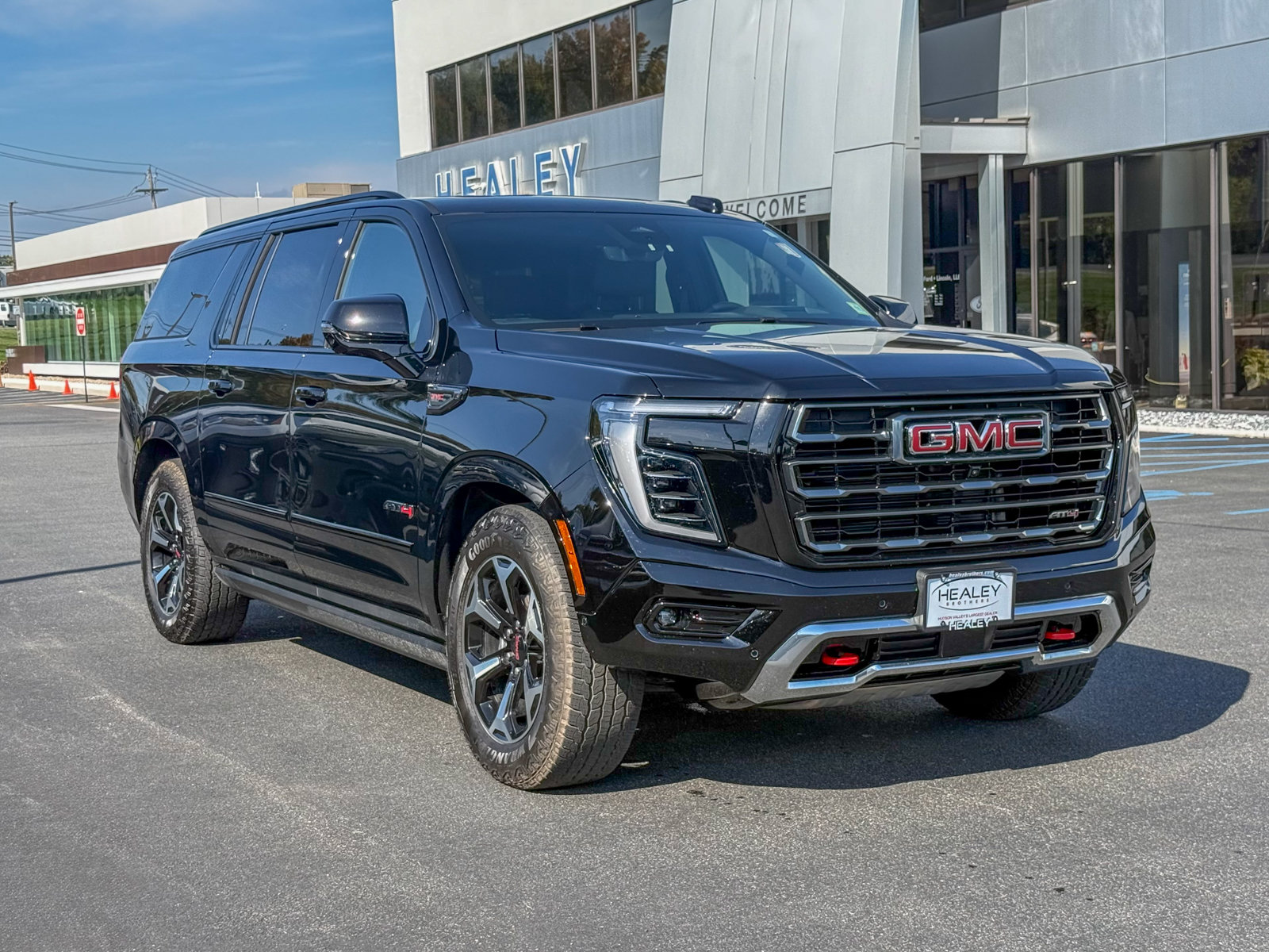 2025 GMC Yukon XL AT4