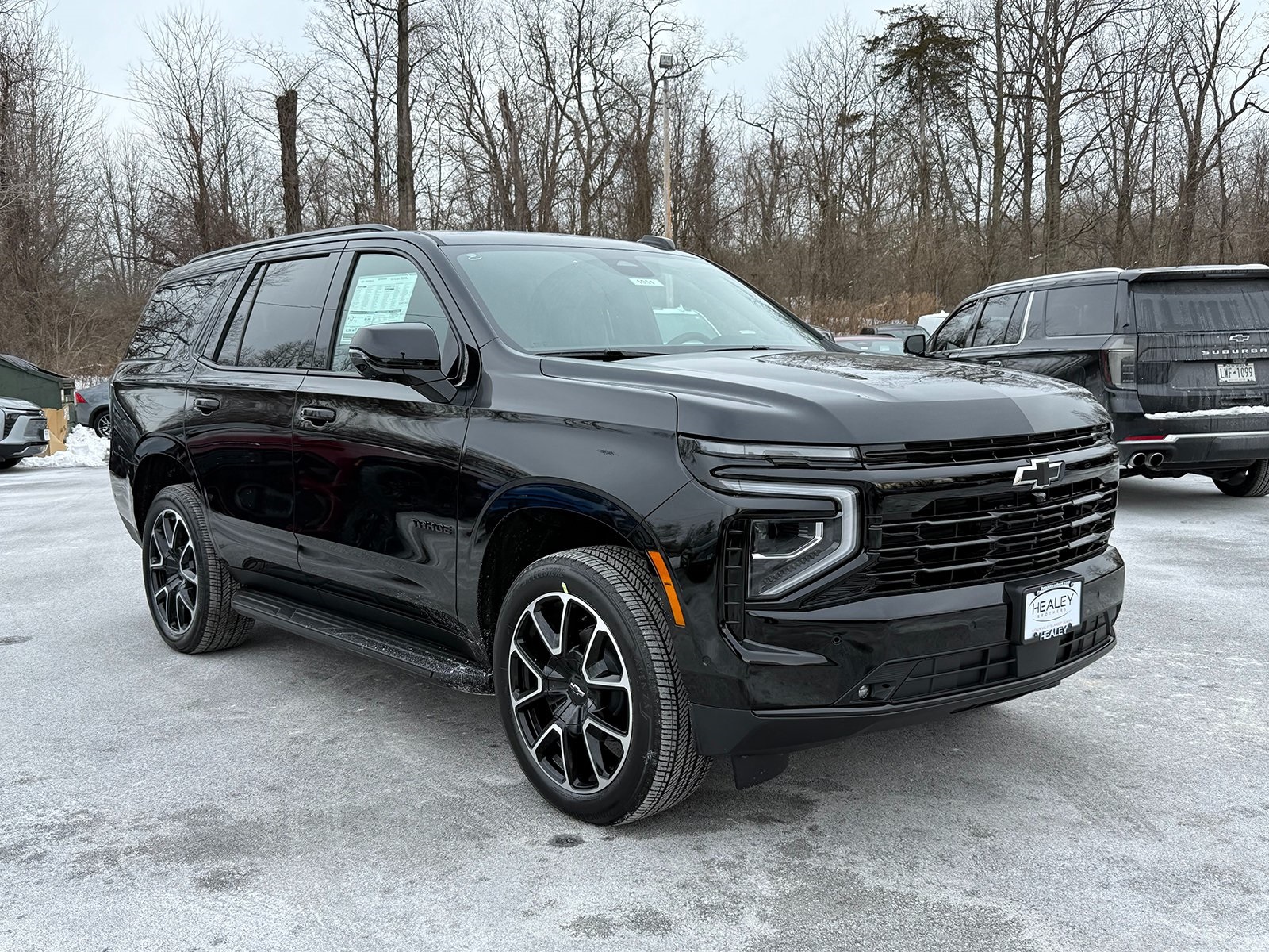 Photo view of 2026 Chevrolet Tahoe in Black