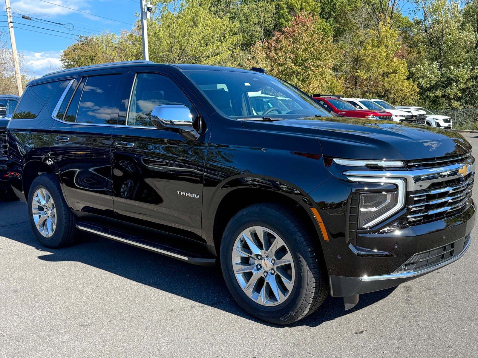 Photo view of 2026 Chevrolet Tahoe in Black