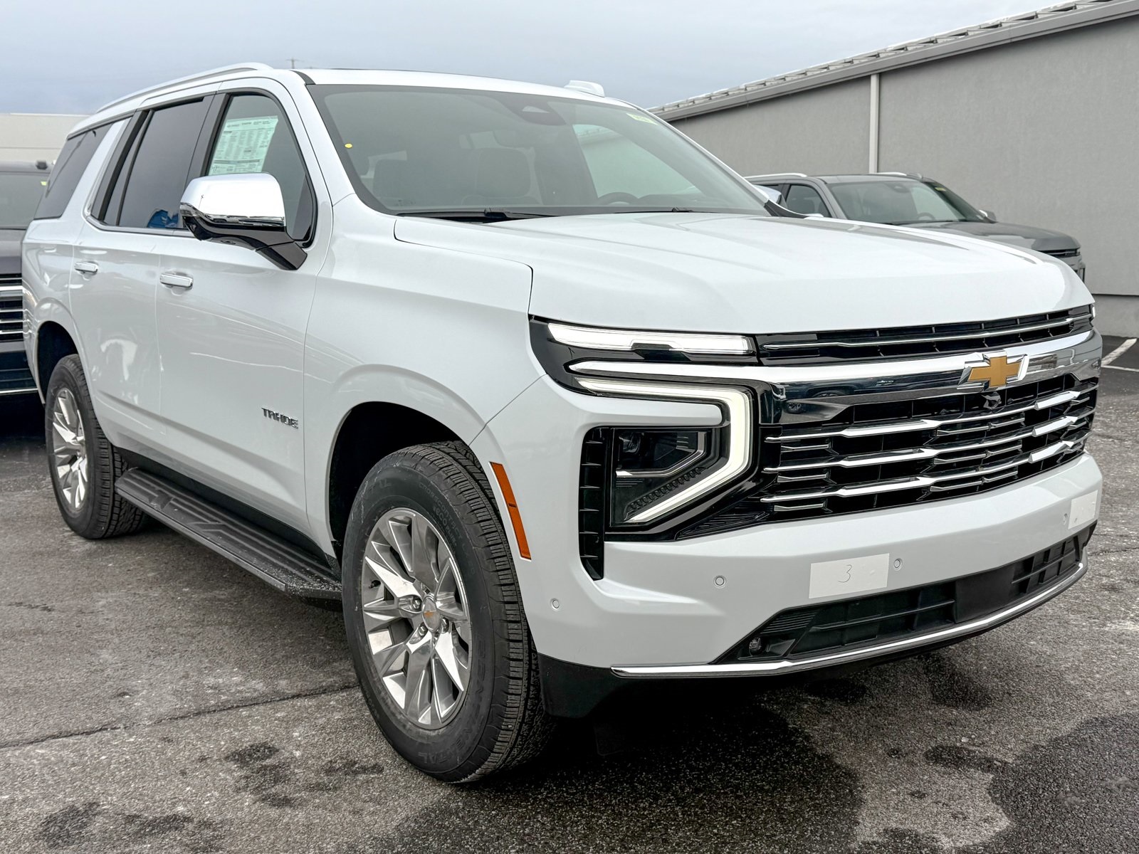 Photo view of 2026 Chevrolet Tahoe in White