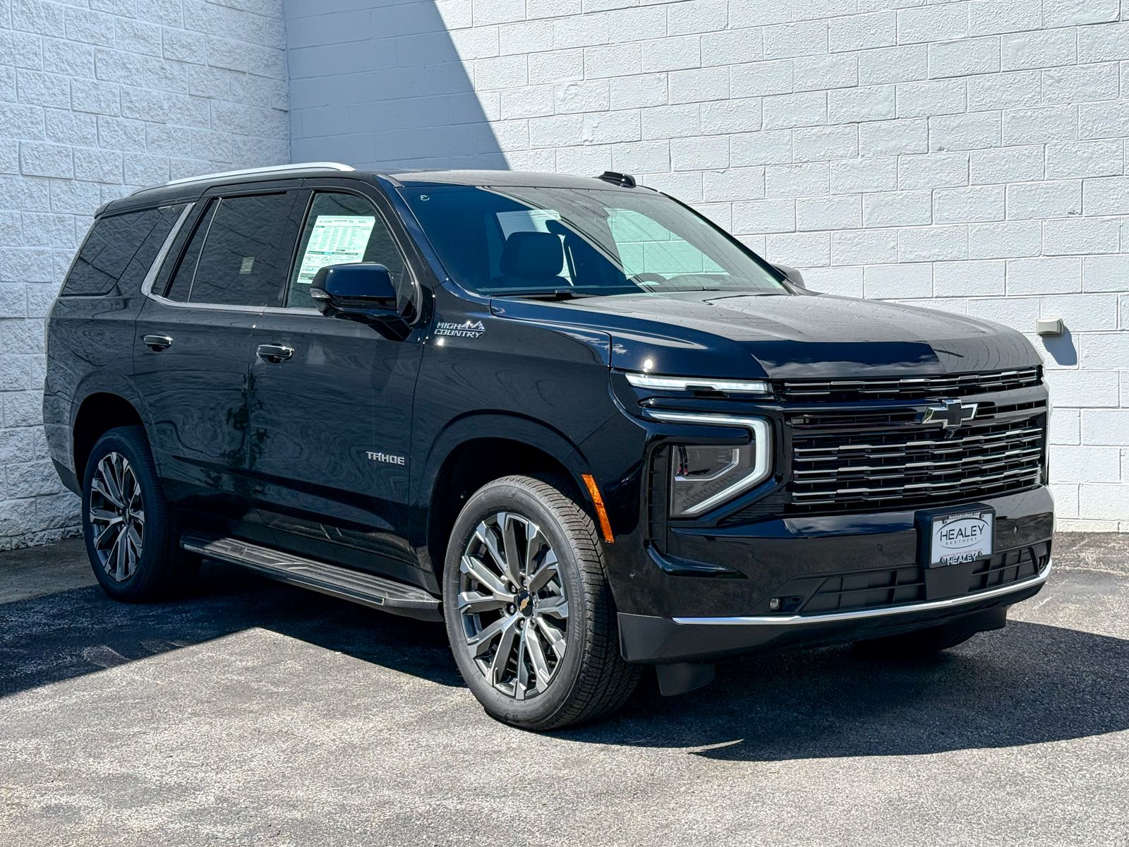 Photo view of 2026 Chevrolet Tahoe in Black